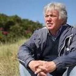 Es Ist Für Uns Eine Zeit Angekommen Tab by Rolf Zuckowski